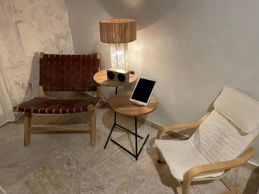 Pamp'arles Apartment